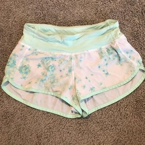 Lululemon green floral shorts